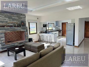Casa en venta - Casuarinas Del Pilar