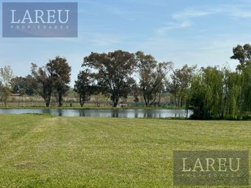 Casa en venta - Casuarinas Del Pilar