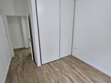 Departamento 3 ambientes con jardín y cochera - Saavedra