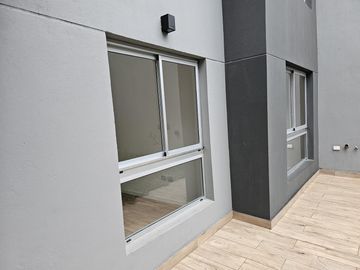 Departamento 3 ambientes con jardín y cochera - Saavedra