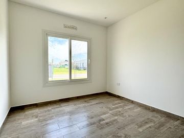 Casa en venta barrio San Felipe Canning