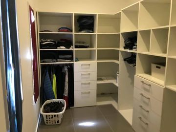 Casa en  venta! 3 dormitorios! Barrio Privado!