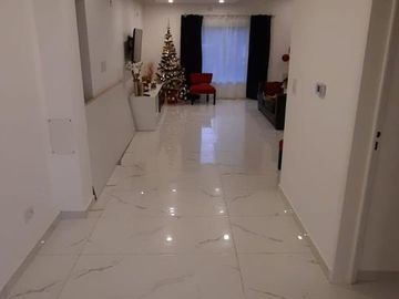 Casa en  venta! 3 dormitorios! Barrio Privado!