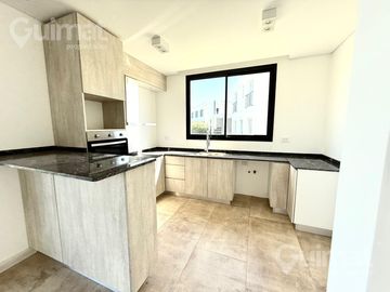 753M2 DE LOTE Casa en El Canton - Golf 90 -  A ESTRENAR, CON PISCINA, 4 AMB, COCINA Y PLAYROOM