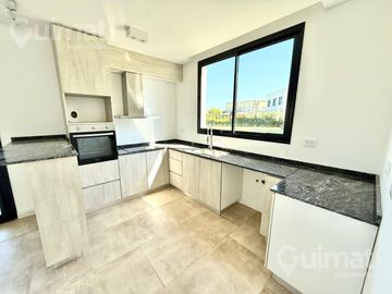 753M2 DE LOTE Casa en El Canton - Golf 90 -  A ESTRENAR, CON PISCINA, 4 AMB, COCINA Y PLAYROOM