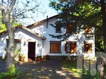 VENTA CASA / CASA QUINTA VILLA ELISA