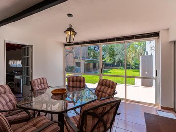 Casa en  Funes