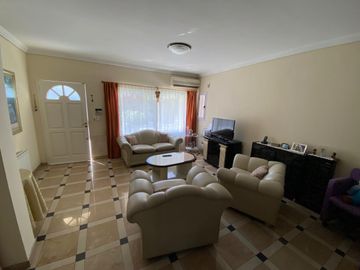 Casa - Villa Ballester