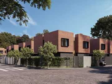 Casa en venta de 2 Dormitorios en Funes Norte. Con Financiacion