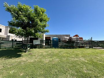 VENTA CASA SAN SEBASTIAN AREA 1 - 5 AMBIENTES