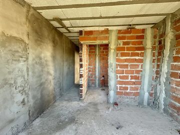 VENTA CASA SAN SEBASTIAN AREA 1 - 5 AMBIENTES