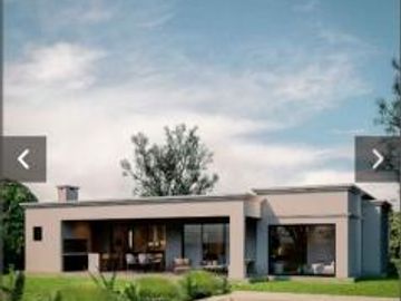 VENTA CASA SAN SEBASTIAN AREA 1 - 5 AMBIENTES