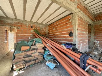 VENTA CASA SAN SEBASTIAN AREA 1 - 5 AMBIENTES