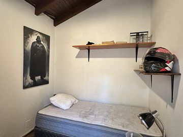 Hermosa Casa en Venta con quincho. Gran terreno, ideal Posada!!!!