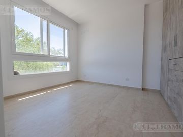 Casa - El Canton - Norte - Al Agua - PG