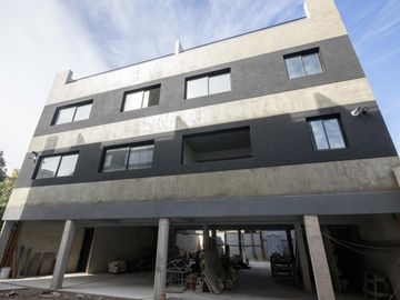 Departamento 5 ambientes con cochera a estrenar en venta en Olivos