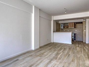 Retasado | Hermoso Departamento 3 Ambientes en Caballito