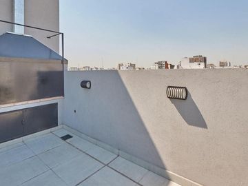 Retasado | Hermoso Departamento 3 Ambientes en Caballito