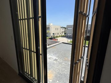 Casa en venta barrio Lagos de Canning