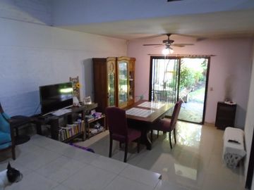 VENTA CASA 7 AMBIENTES EN VILLA MARTELLI