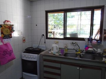 VENTA CASA 7 AMBIENTES EN VILLA MARTELLI
