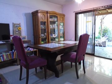 VENTA CASA 7 AMBIENTES EN VILLA MARTELLI