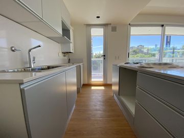 Depto 2 dormitorios a la venta - Suite - Vista rio - A estrenar