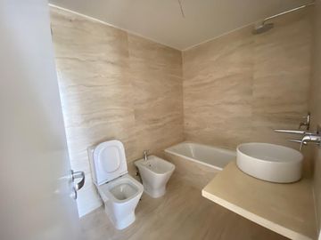 Depto 2 dormitorios a la venta - Suite - Vista rio - A estrenar