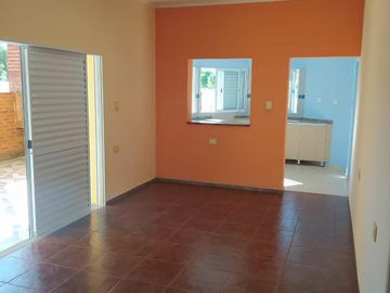 Vendo casa General Alvear