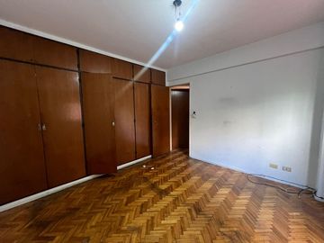 4 ambientes con cochera en Palermo Vidt al 1900