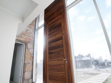 Casa de 4 dormitorios a estrenar - La Castilla Club de Campo