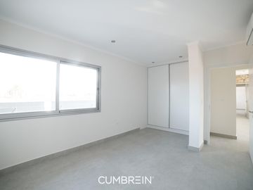 Casa de 4 dormitorios a estrenar - La Castilla Club de Campo