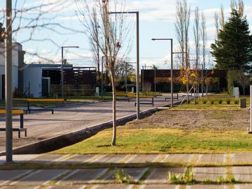 Casa de 4 dormitorios a estrenar - La Castilla Club de Campo