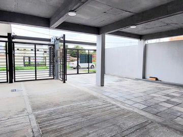 Venta departamento con patio a estrenar en Berazategui