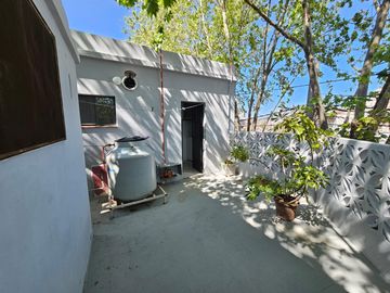 APTO CREDITO - VENTA - PH en Santos Lugares, tres ambientes, Terraza, Parrilla