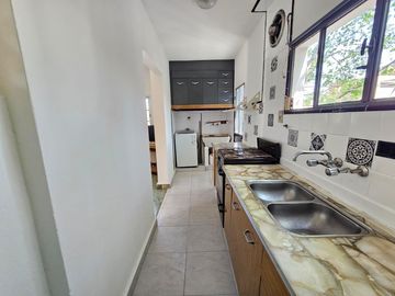 APTO CREDITO - VENTA - PH en Santos Lugares, tres ambientes, Terraza, Parrilla