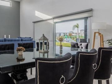 VENTA CASA EN SANTA MARIA-ESCOBAR