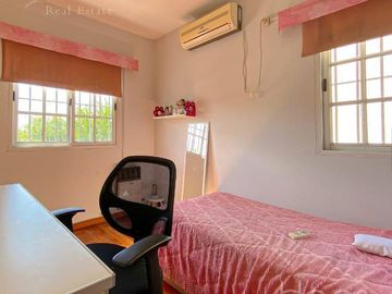 Casa en venta 5 ambientes - Ituzaingo- Acepta permuta
