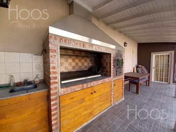 Casa en venta 5 ambientes - Ituzaingo- Acepta permuta