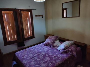 Casa en venta - 2 Dormitorios 1 Baños 2 Cocheras - 313Mts2 - Villa Santos Tesei, Hurlingham