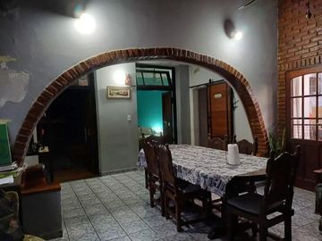 PH en venta - 3 Dormitorios 1 Baño - 100Mts2 - Villa Ballester