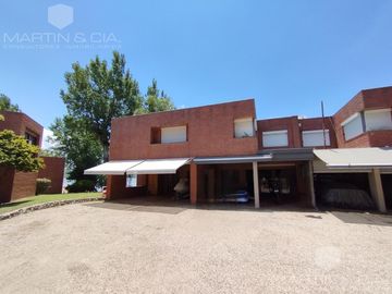 Casa en Country Bahia Escondida - Villa Carlos Paz