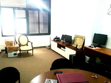 Oficina en venta en Tribunales