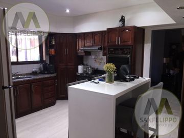 CASA ESTILO PH - VENTA - WILDE - AVELLANEDA