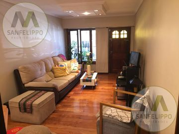CASA ESTILO PH - VENTA - WILDE - AVELLANEDA