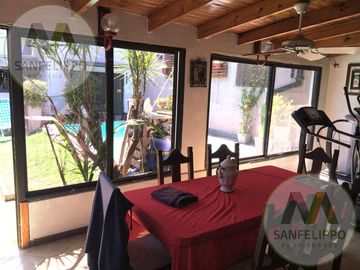 CASA ESTILO PH - VENTA - WILDE - AVELLANEDA