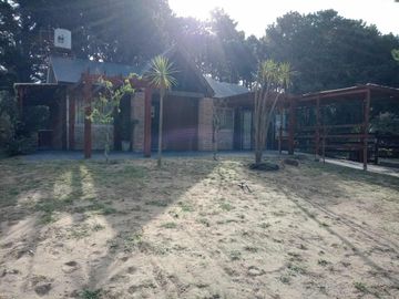 Casa en venta - 2 Dormitorios 2 Baños - 120Mts2 - Nueva Atlantis