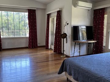 Casa en  Cerro de las Rosas con excelentes vistas al kempes y las cierras