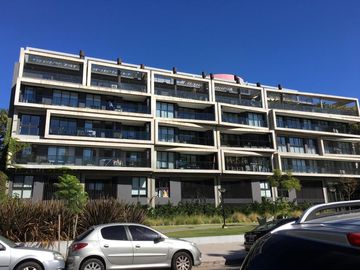 Espectacular Departamento de 4 ambientes  en Venta en Villa Urquiza R