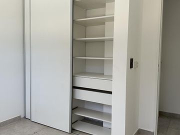 VENTA Casa Barrio Cerrado Santa Elisa-Pilar Del Este-LOSA RADIANTE-Estrenar- PILETA-Tenis-Futbol